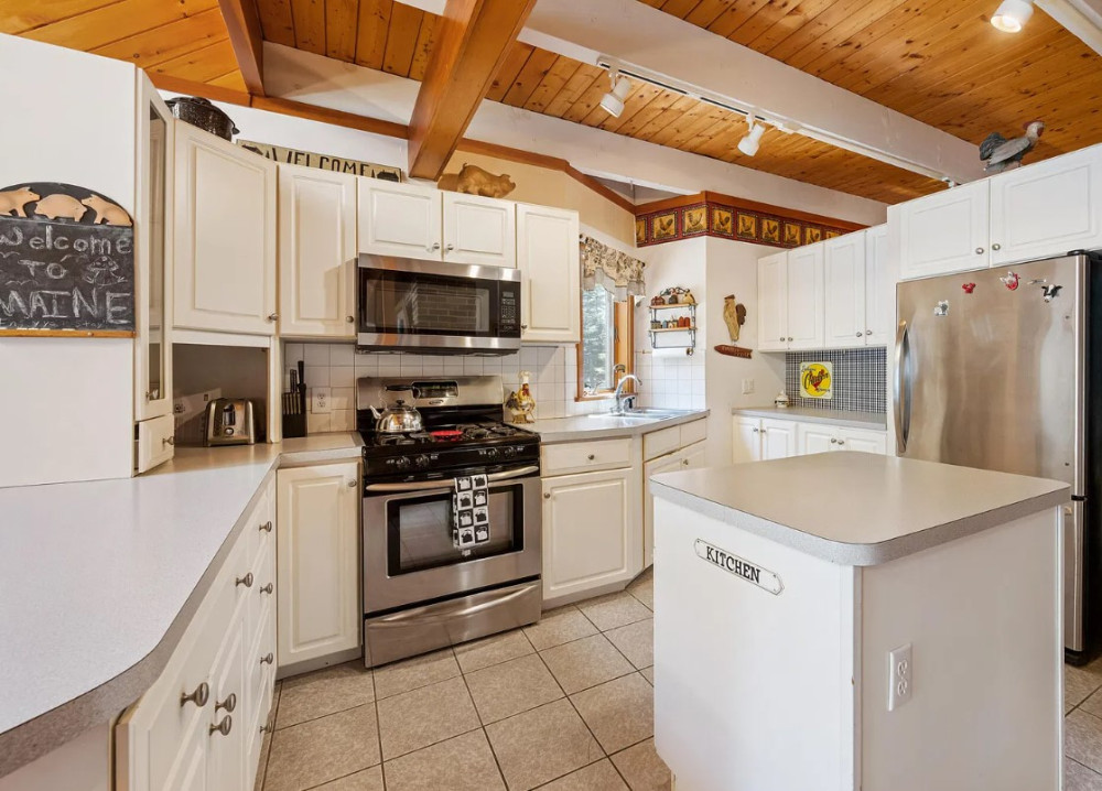 Image of Property Number 1030